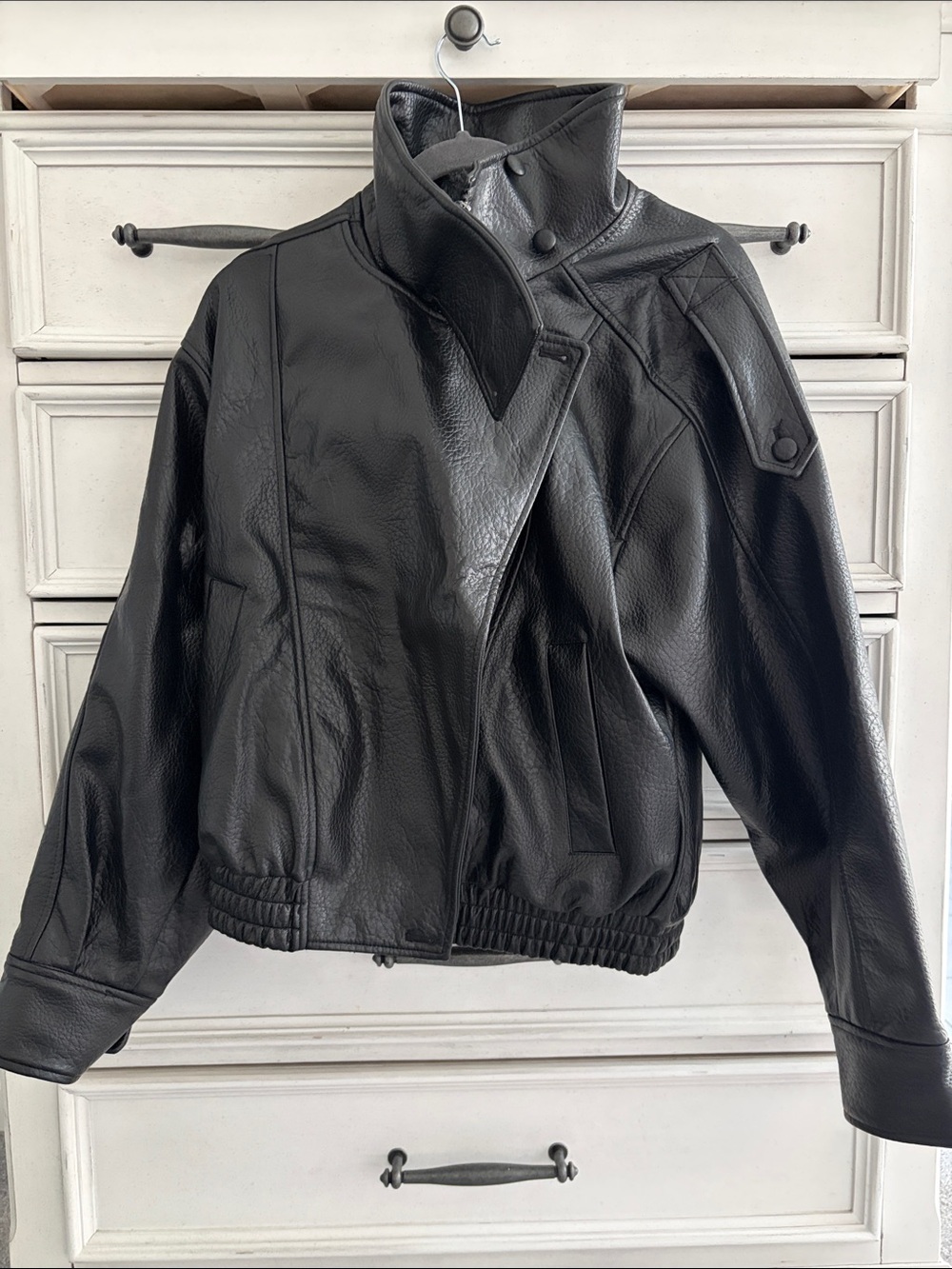 Classic Black Leather Bomber Jacket - Women's